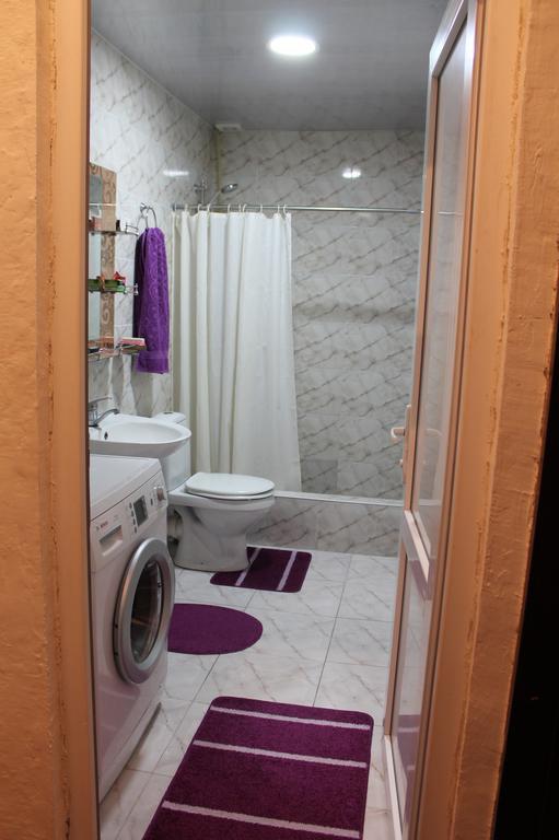 Guesthouse Medea On Pushkini 4 Kutaisi Exterior foto