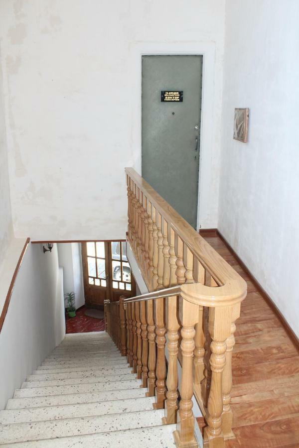 Guesthouse Medea On Pushkini 4 Kutaisi Exterior foto